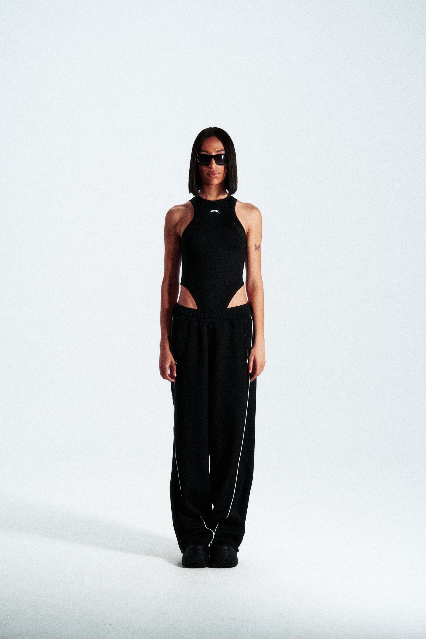 CONTOUR CHOKER ONE-PIECE