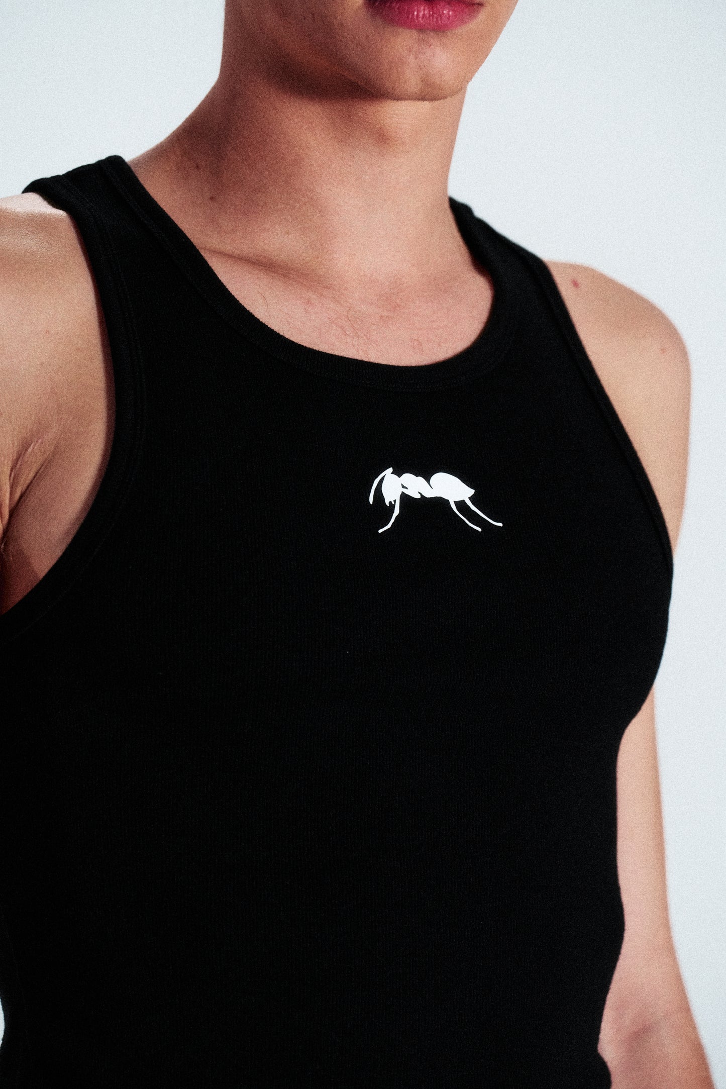 ANTS LOGO VEST